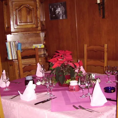 Logis De La Licorne La Ferriere