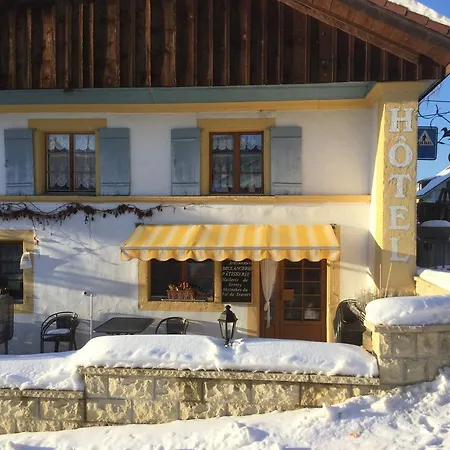 Inn Logis De La Licorne *