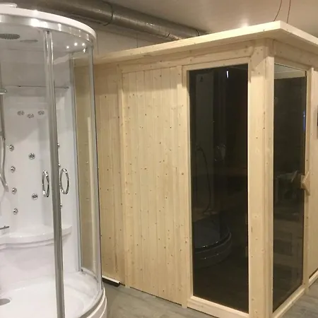 Han/Misafirhane Logis De La Licorne *