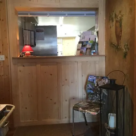 Logis De La Licorne Penzion La Ferrière