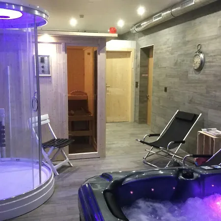 Logis De La Licorne بيت ريفي La Ferrière