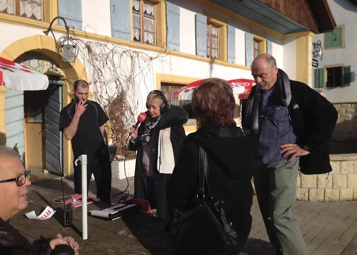 Inn Logis De La Licorne *