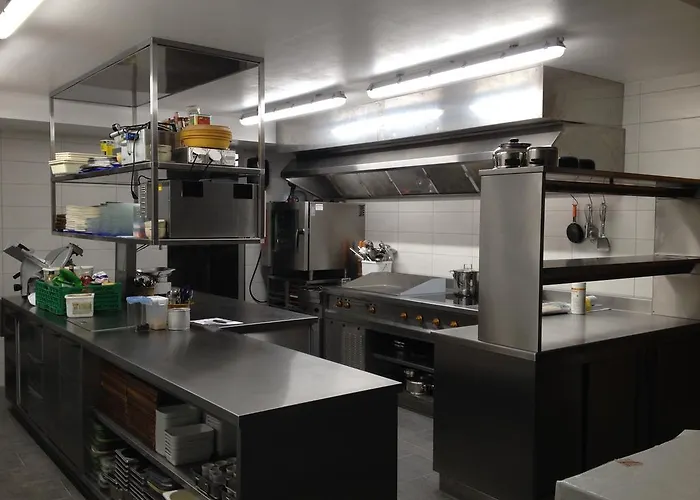 Inn Logis De La Licorne La Ferriere