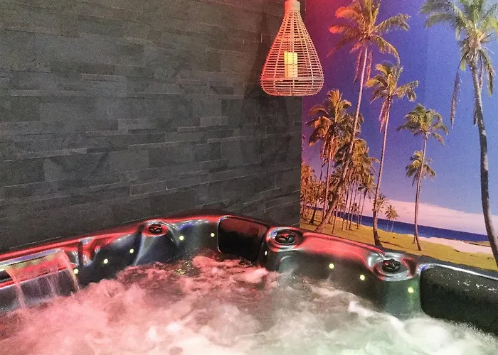 Inn Logis De La Licorne